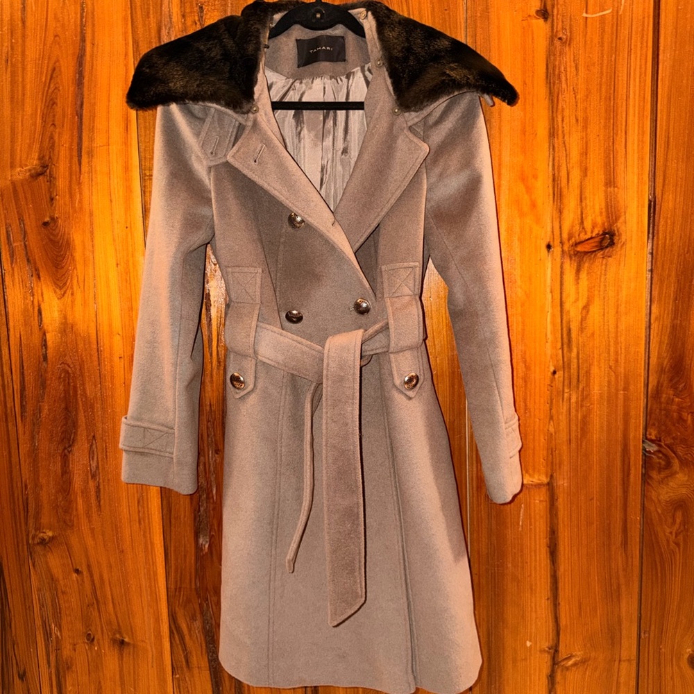 Tahari brown Trench Coat with brown faux fur Collar